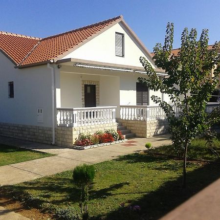Apartment Mirjana Bibinje Buitenkant foto